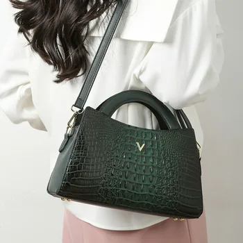 Дамска кожена чанта от крокодилска кожа с шарени 2024, модерен комплект от 3 теми, композитни чанти-незабавни посланици, чанта през рамо за пътуване до работа