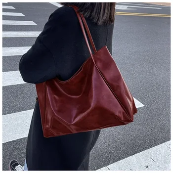 Дамска чанта-тоут голям капацитет, модерна чанта под мишниците, чанта през рамо от мека изкуствена кожа, ретро чанта през рамо, ежедневни преносима чанта