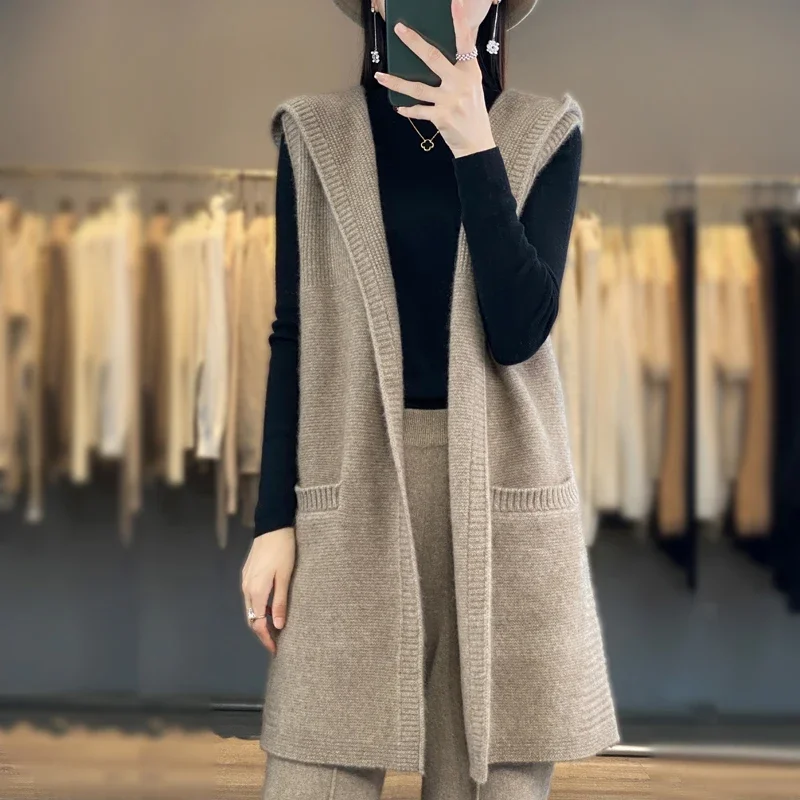 23 Женски пуловер нов стил, есенно-зимния гъст дълга козина, жена с жилетка, яке без ръкави с качулка, жилетка, вязаный топ от 100% вълна . ' - ' . 3